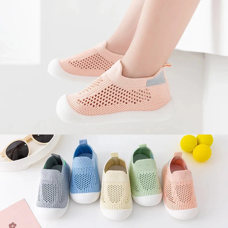 chaussures pour bébé ultra-confortables, respirantes et faciles à enfiler
