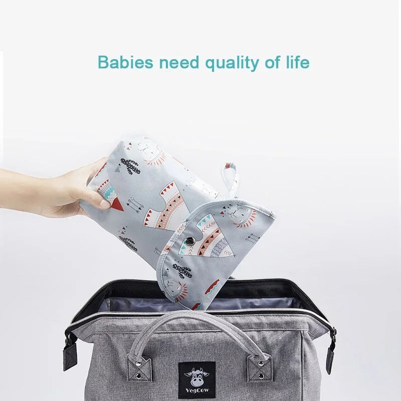 Sac à Langer Portable – Organisation et Praticité pour les Parents en Déplacement