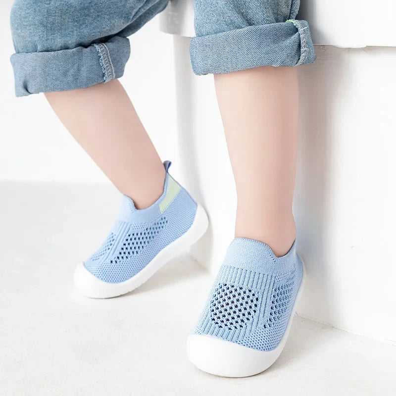 chaussures pour bébé ultra-confortables, respirantes et faciles à enfiler