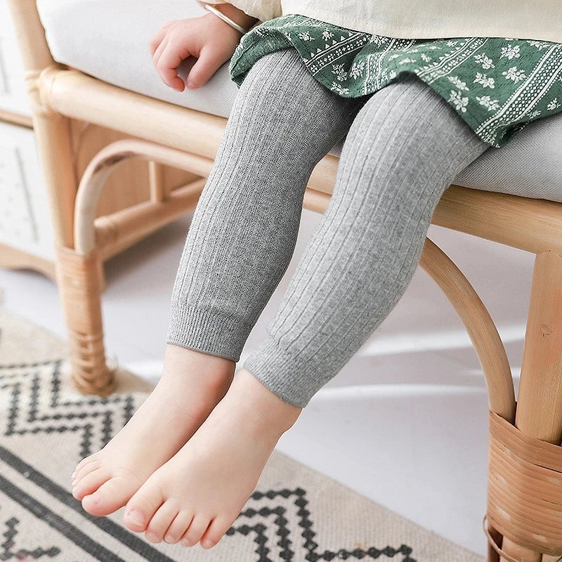 Legging Bébé Unisexe – Confort et Style pour toutes les Saisons