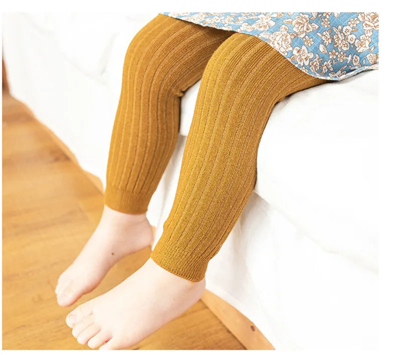 Legging Bébé Unisexe – Confort et Style pour toutes les Saisons