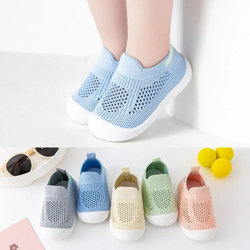 chaussures pour bébé ultra-confortables, respirantes et faciles à enfiler